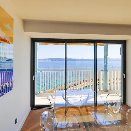 Luxurious Penthouse With Panoramic View St Tropez